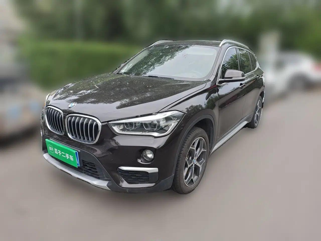 BMW X1 2018 sDrive18Li Luxury Model — миниатюра 1