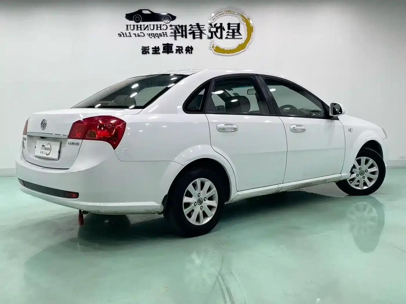 Buick Excelle 2015 1.5L Manual Classic — миниатюра 8