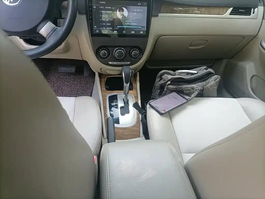 Buick Excelle 2015 1.5L Automatic Classic — миниатюра 14