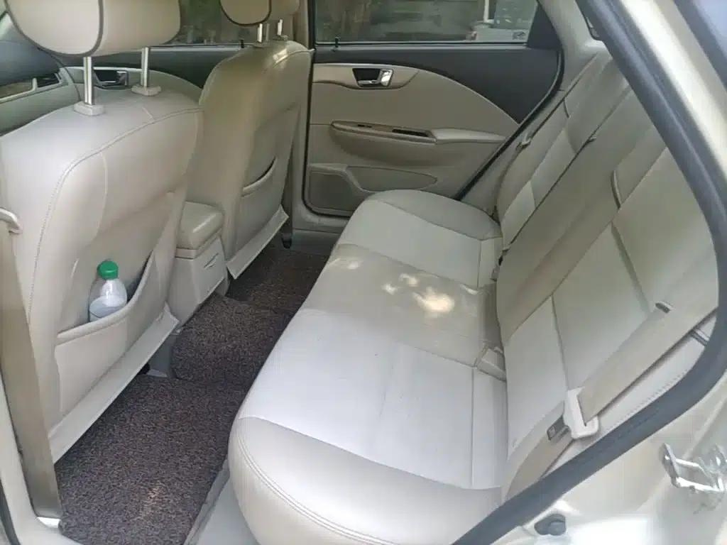 Buick Excelle 2015 1.5L Automatic Classic — миниатюра 17