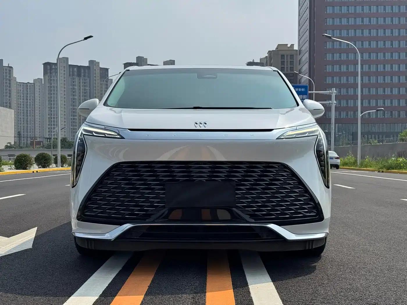 Century 2023 2.0T Four-Seat Private Edition — миниатюра 2