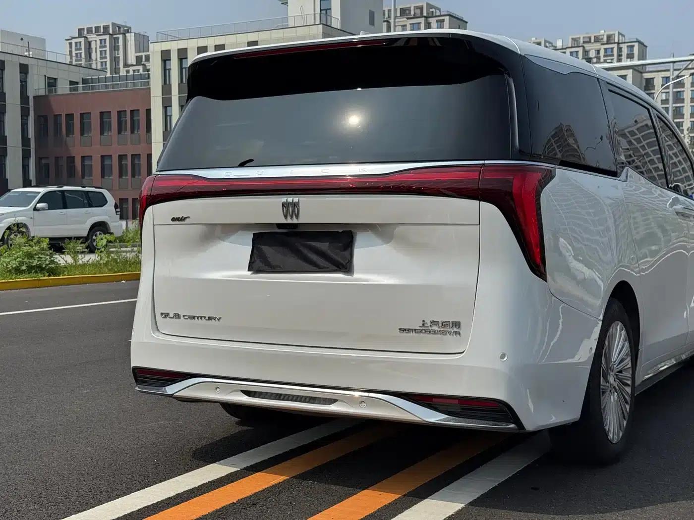 Century 2023 2.0T Four-Seat Private Edition — миниатюра 5
