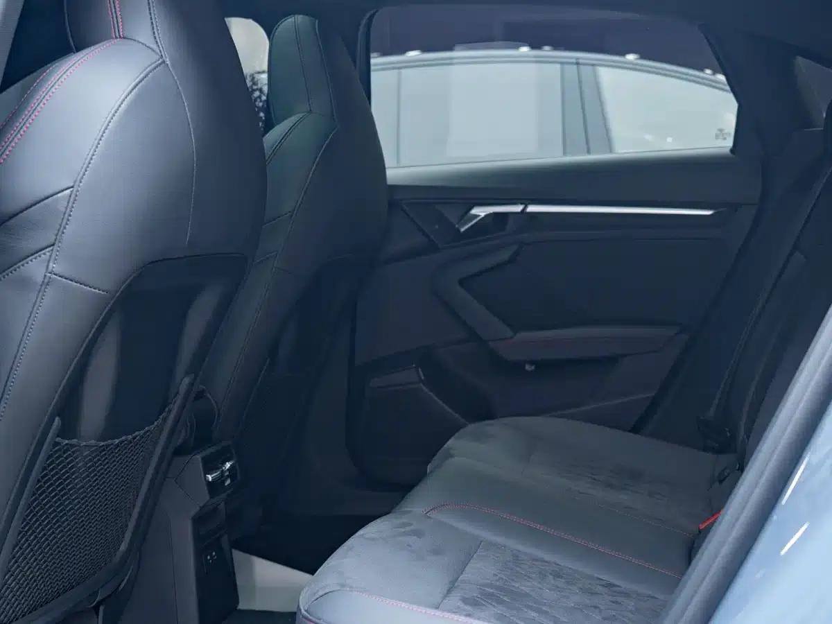 2022 Audi A3 A3L Limousine 35 TFSI RS Package (Sports Edition) — миниатюра 14