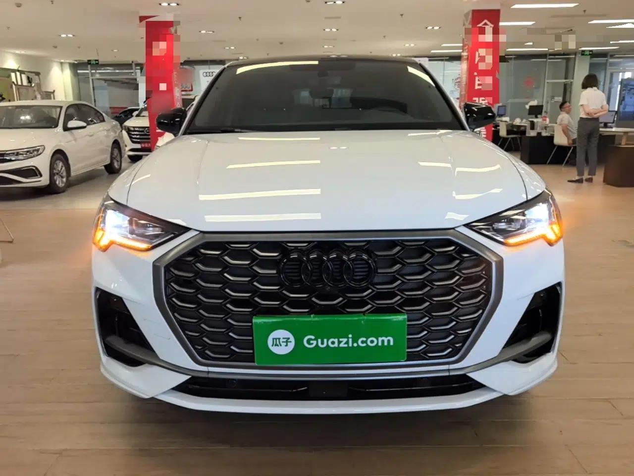 Audi Q3 Sportback 2024 40 TFSI Fashion Version — миниатюра 2