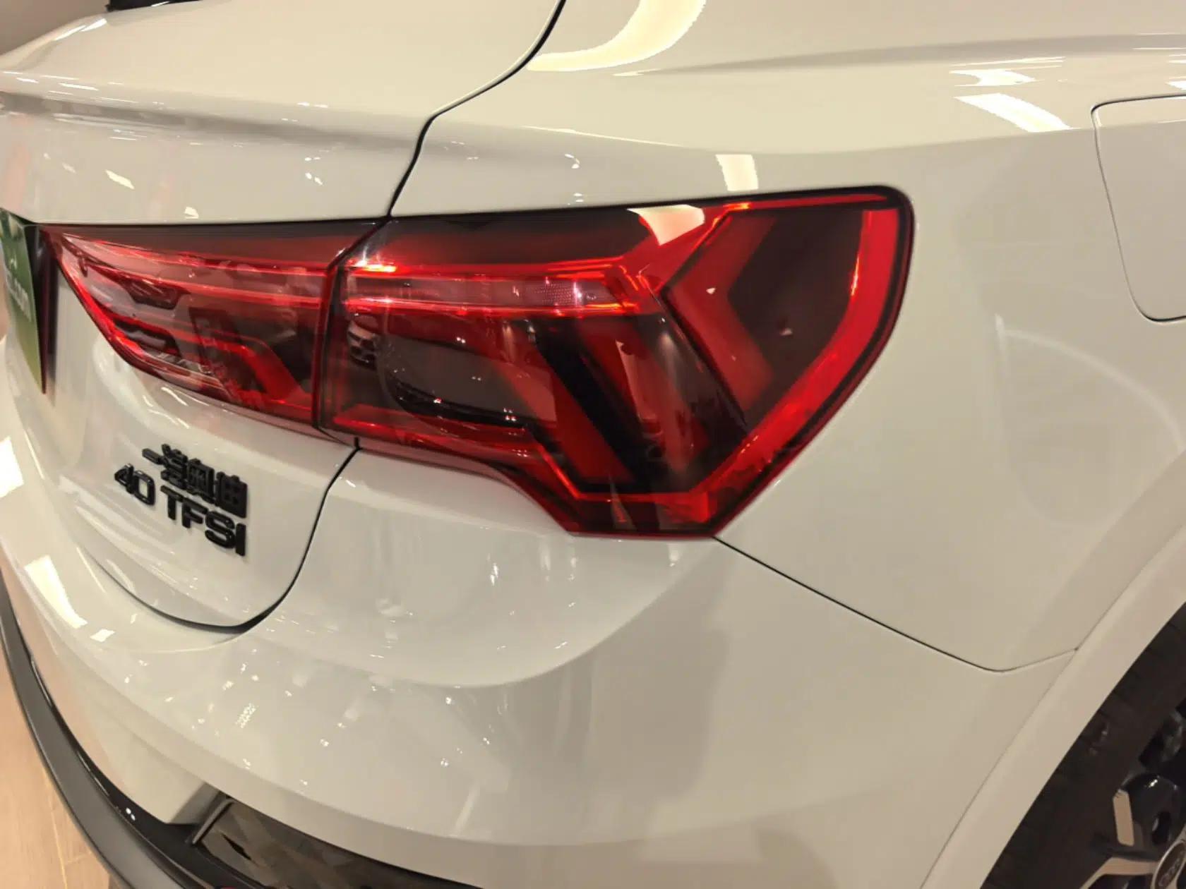 Audi Q3 Sportback 2024 40 TFSI Fashion Version — миниатюра 9