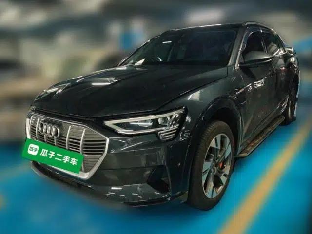 Audi e-tron 2019 55 quattro Fashion Edition