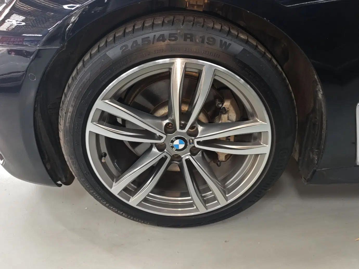 BMW 7 Series 2018 730Li Luxury Edition M Sport Package — миниатюра 10