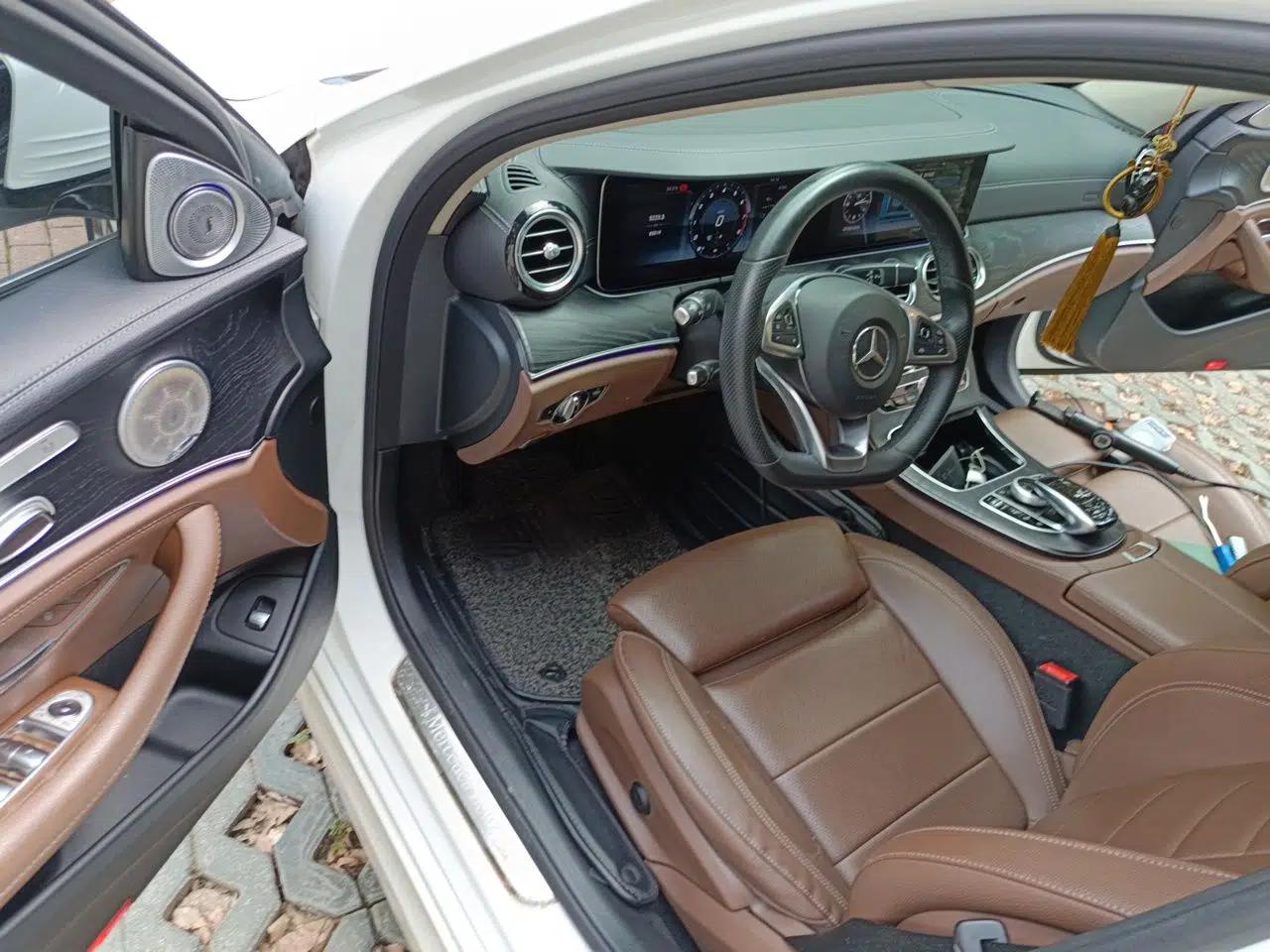 Mercedes-Benz E-Class 2018 Facelift E 200 L Sport Edition — миниатюра 16