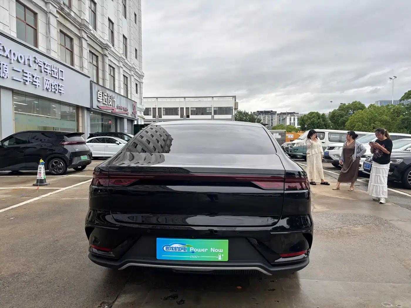 Han 2024 DM-i Glory Edition 121KM Premium Model — миниатюра 6