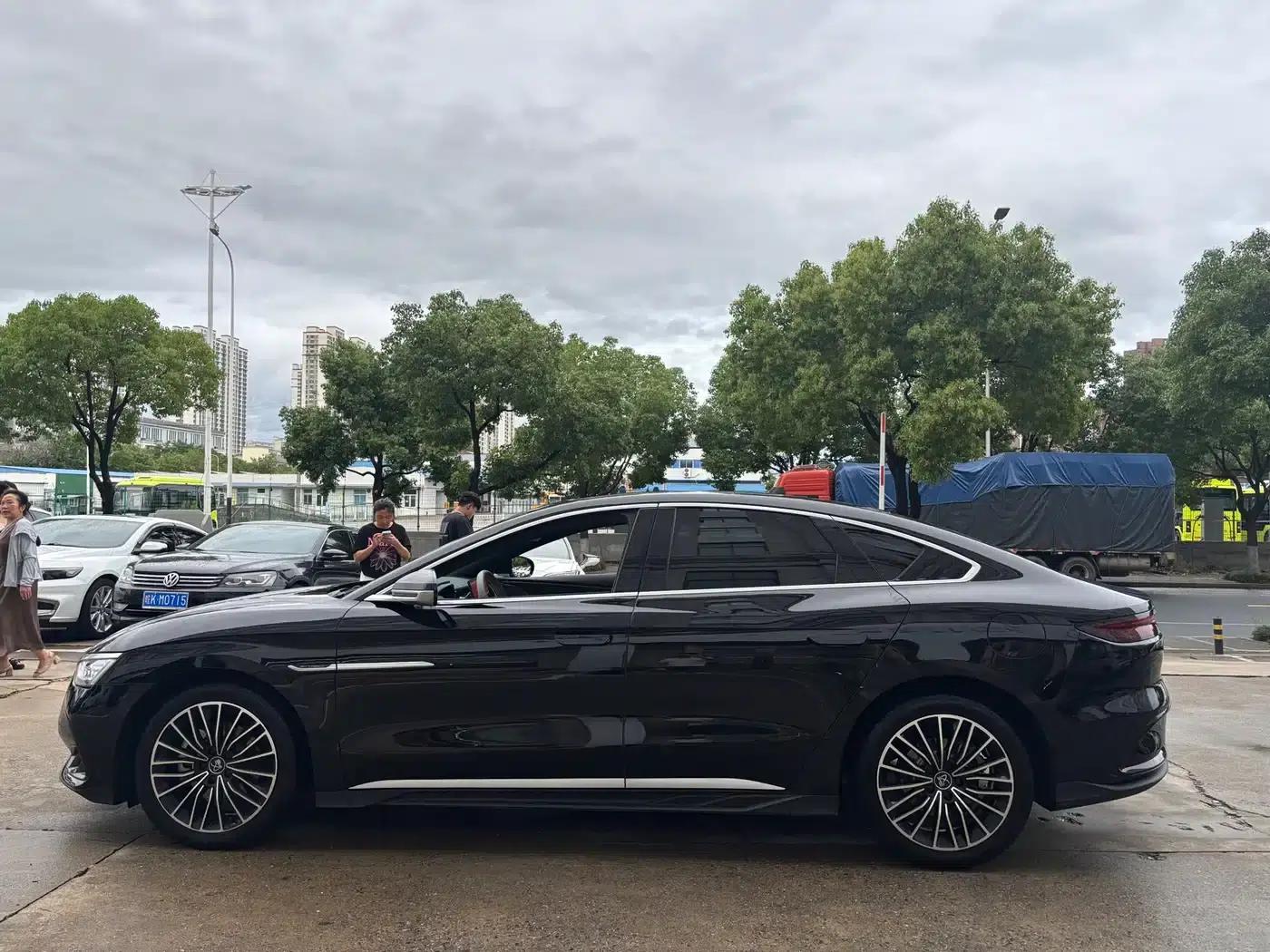Han 2024 DM-i Glory Edition 121KM Premium Model — миниатюра 8