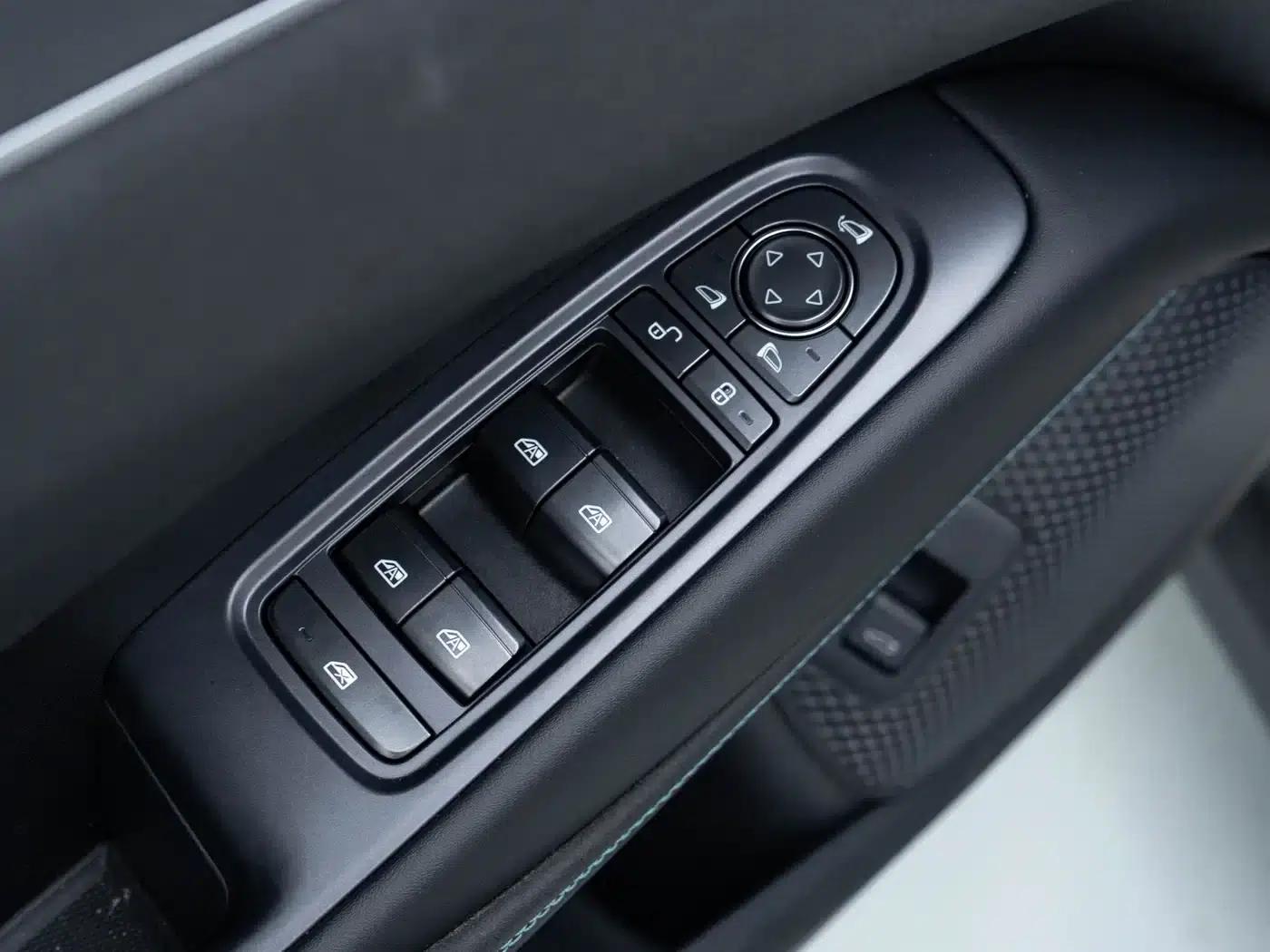 Seal 06 2024 DM-i 120KM Premium Edition — миниатюра 11