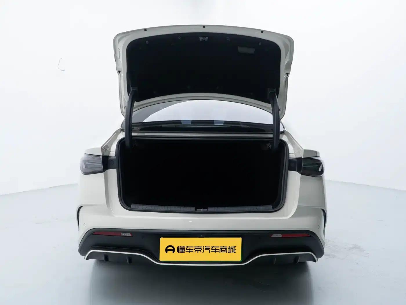 Seal 06 2024 DM-i 120KM Premium Edition — миниатюра 23
