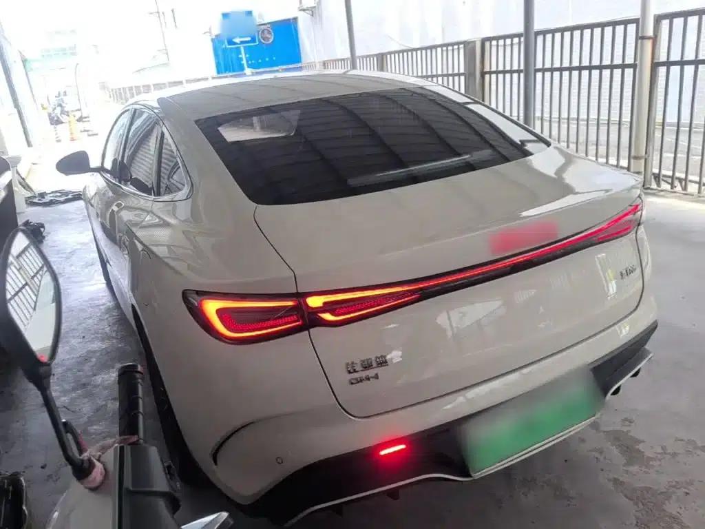 Seal 06 2024 DM-i 80KM Premium — миниатюра 5