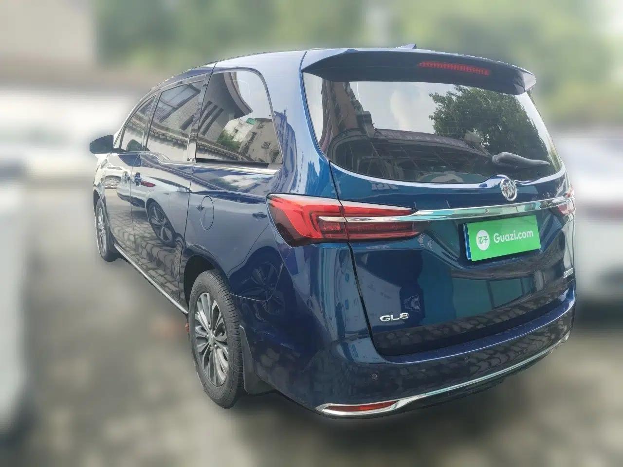 Buick GL8 2023 Land Executive Class Smart Enjoyment Model — миниатюра 4