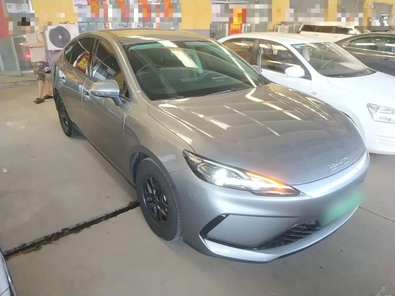 BYD Seal 05 DM-i 2025 DM-i Smart Drive 55KM Luxury Model — миниатюра 3