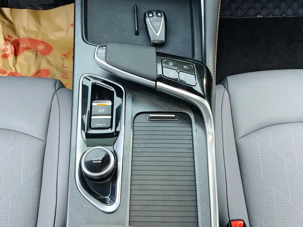 Changan UNI-T 2022 1.5T Sport Premium Edition — миниатюра 15