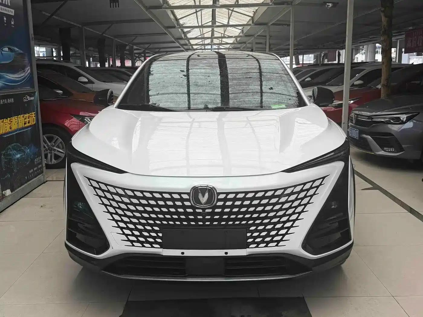 Changan UNI-T 2022 1.5T Premium Edition — миниатюра 2