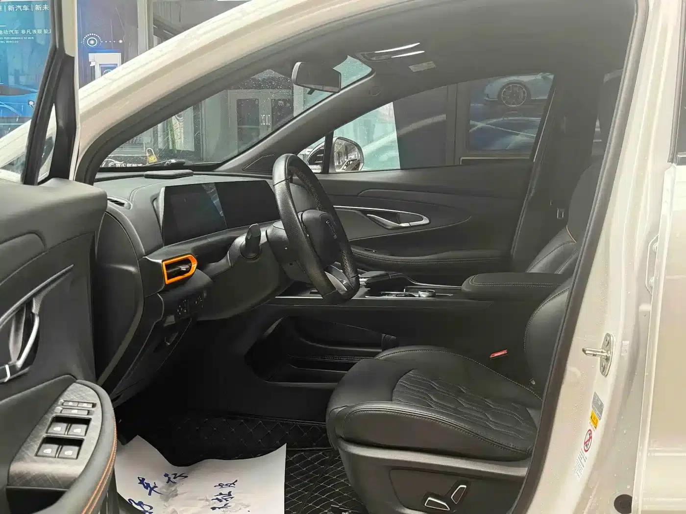 Changan UNI-T 2022 1.5T Premium Edition — миниатюра 3