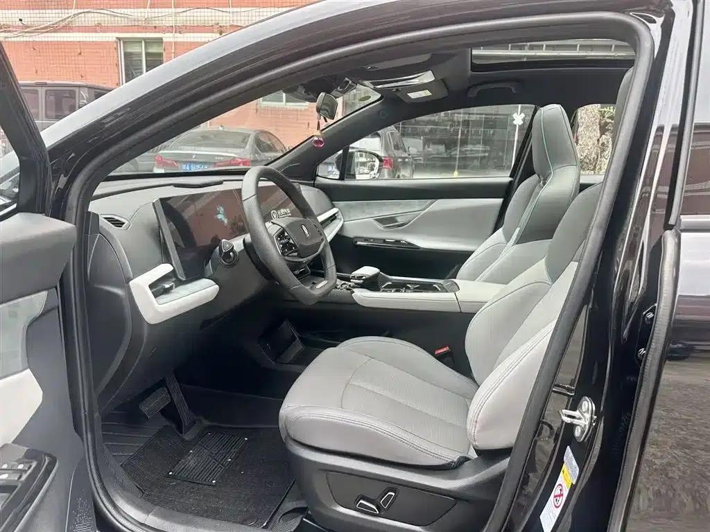 Changan UNI-T 2023 Second Generation 1.5T Premium Edition — миниатюра 5