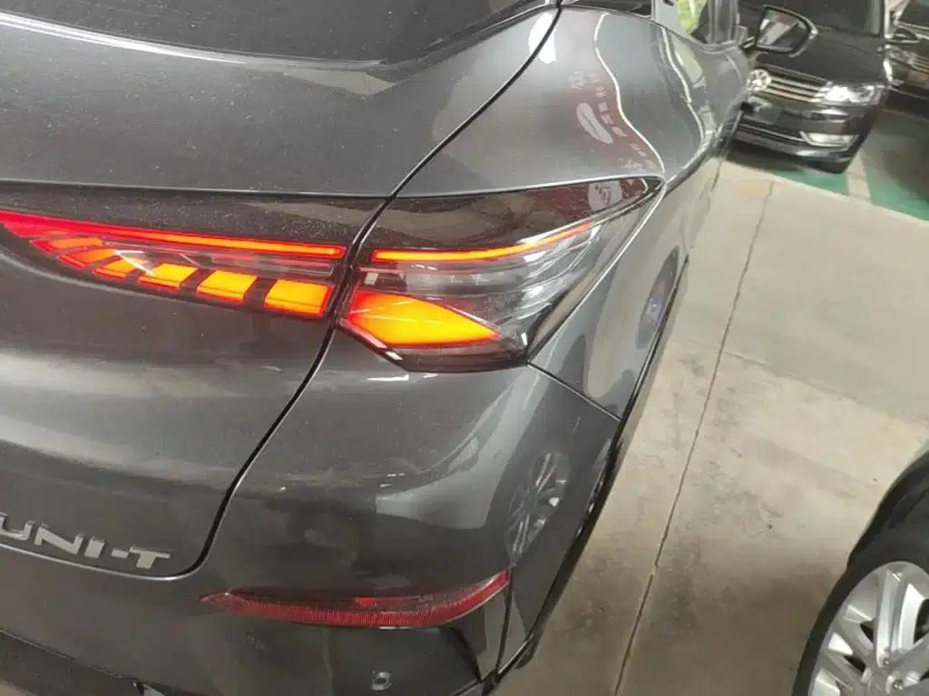 Changan UNI-T 2023 Second Generation 1.5T Premium Edition — миниатюра 8