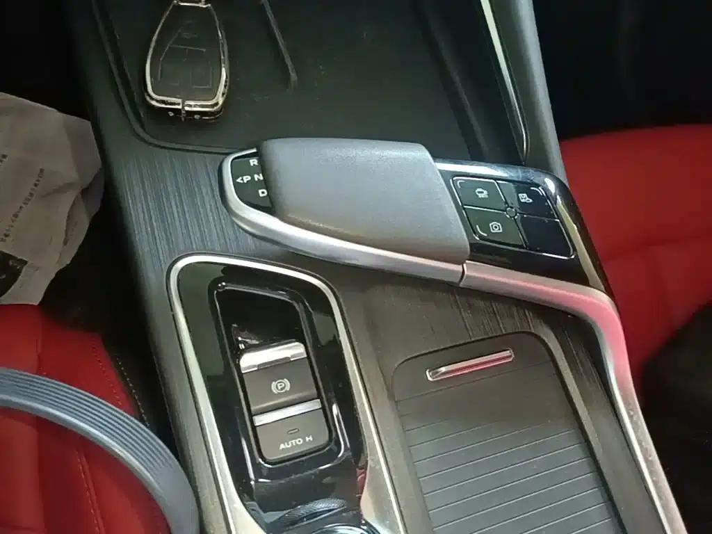 Changan UNI-T 2020 1.5T Premium Edition — миниатюра 14