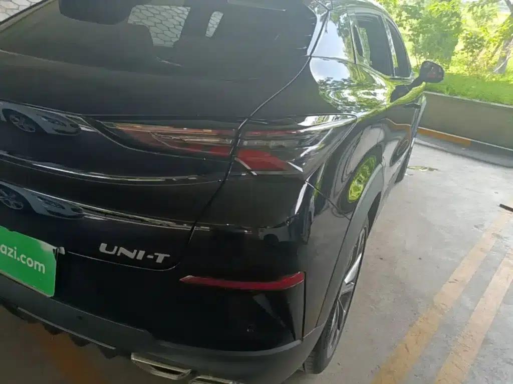 Changan UNI-T 2020 1.5T Premium Edition — миниатюра 8