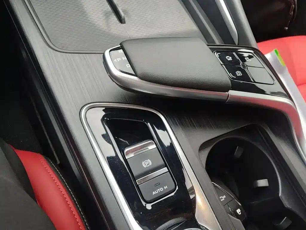 Changan UNI-T 2020 1.5T Premium Edition — миниатюра 14