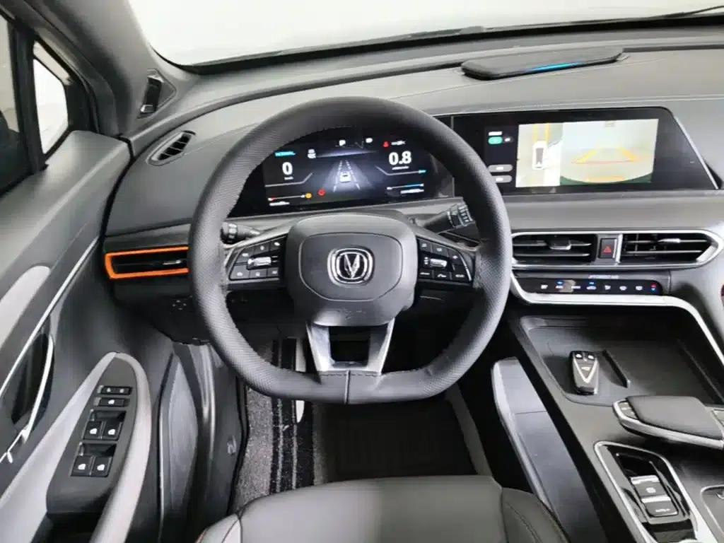 Changan UNI-T 2022 1.5T Premium Edition — миниатюра 11