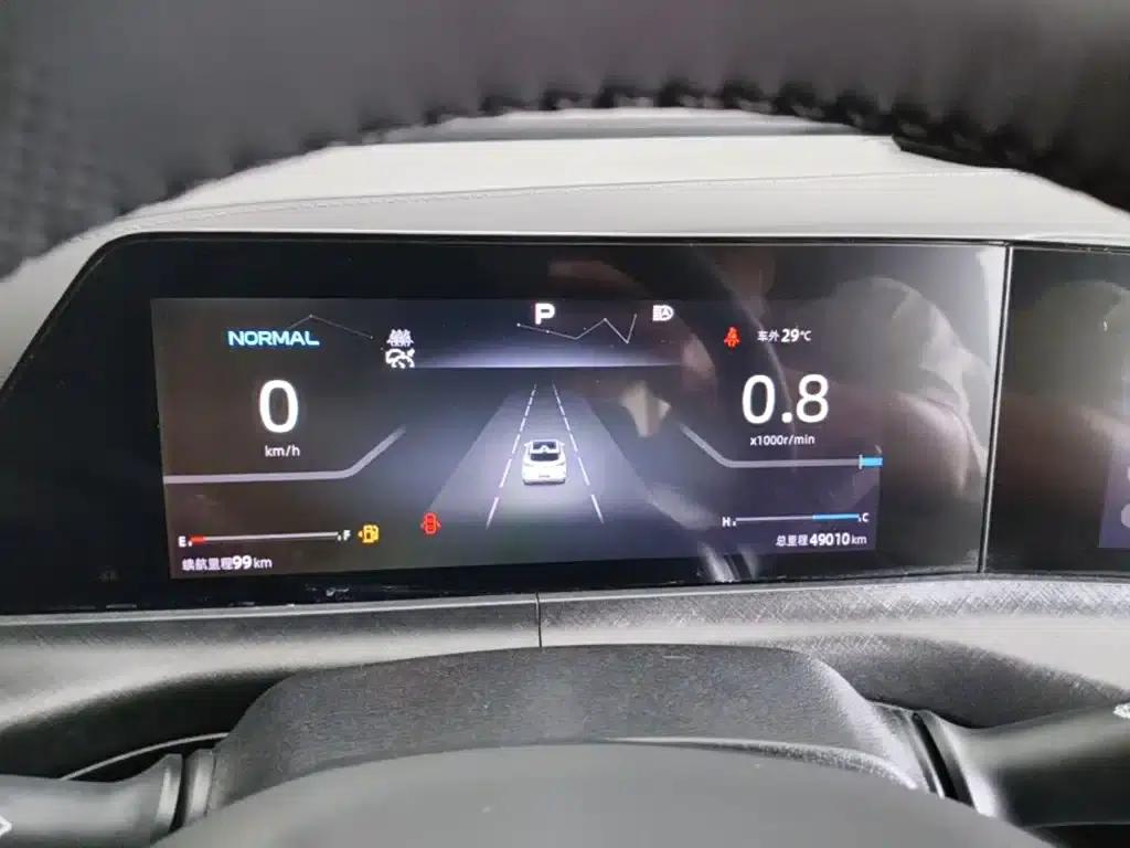 Changan UNI-T 2022 1.5T Premium Edition — миниатюра 12