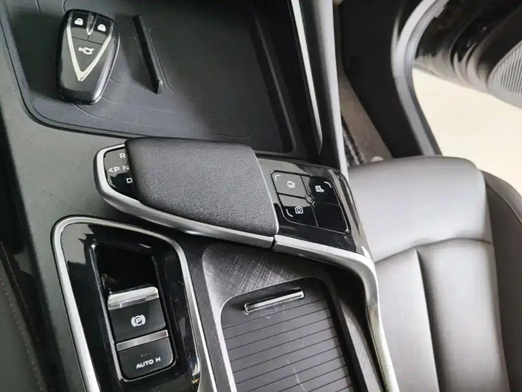 Changan UNI-T 2022 1.5T Premium Edition — миниатюра 14