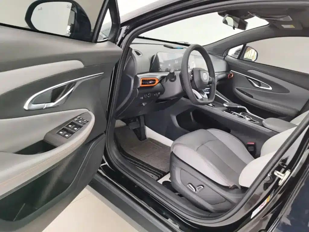 Changan UNI-T 2022 1.5T Premium Edition — миниатюра 16