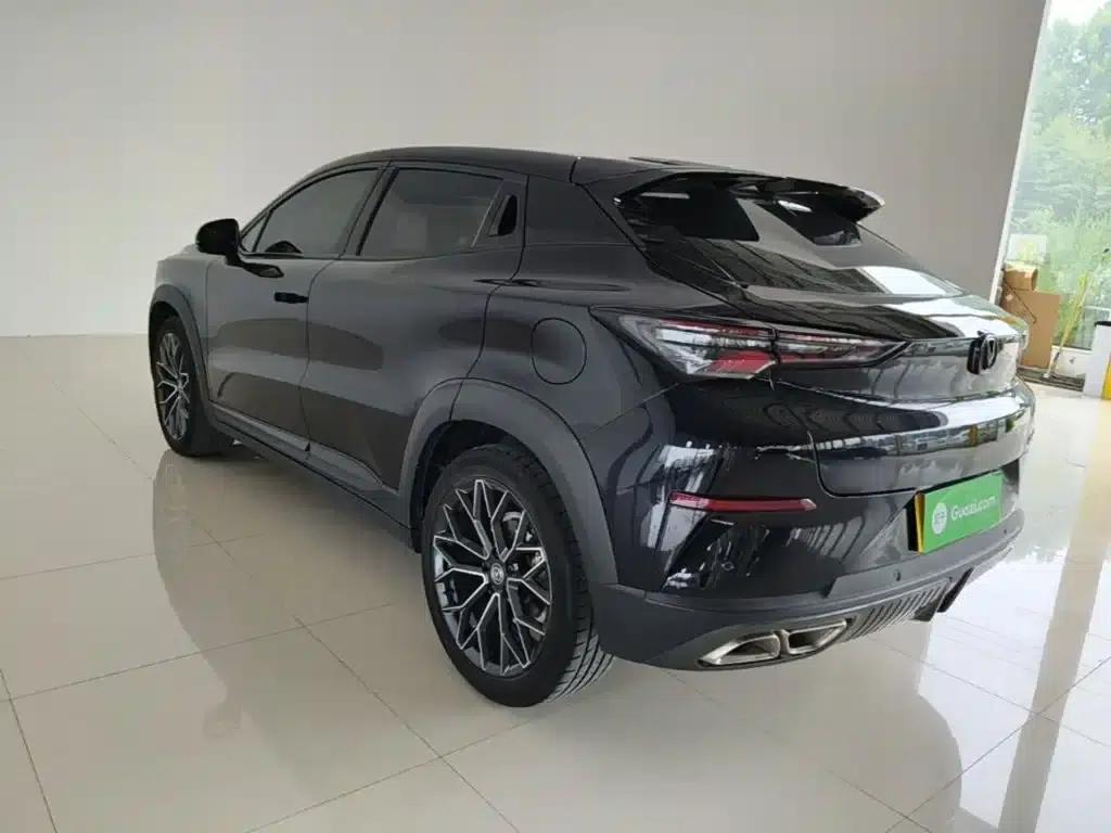 Changan UNI-T 2022 1.5T Premium Edition — миниатюра 5
