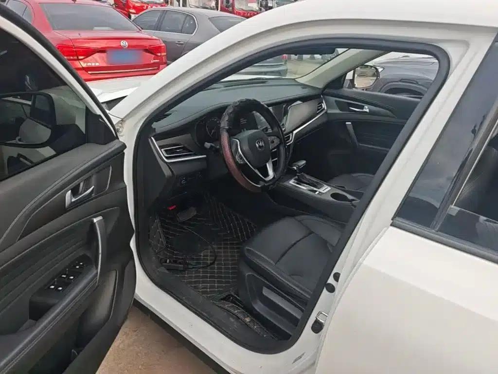 Changan CS35PLUS 2021 Glory Million Edition 1.6L CVT Elite Edition — миниатюра 16