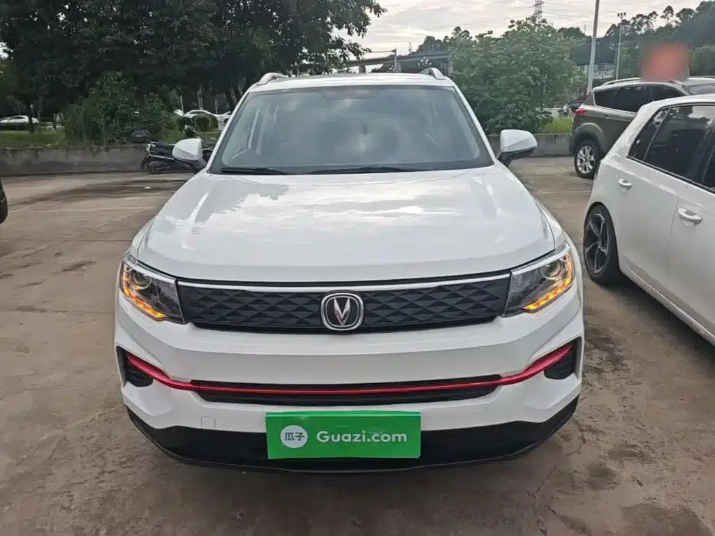 Changan CS35PLUS 2021 Glory Million Edition 1.6L CVT Elite Edition — миниатюра 3