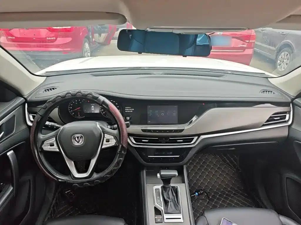 Changan CS35PLUS 2021 Glory Million Edition 1.6L CVT Elite Edition — миниатюра 10