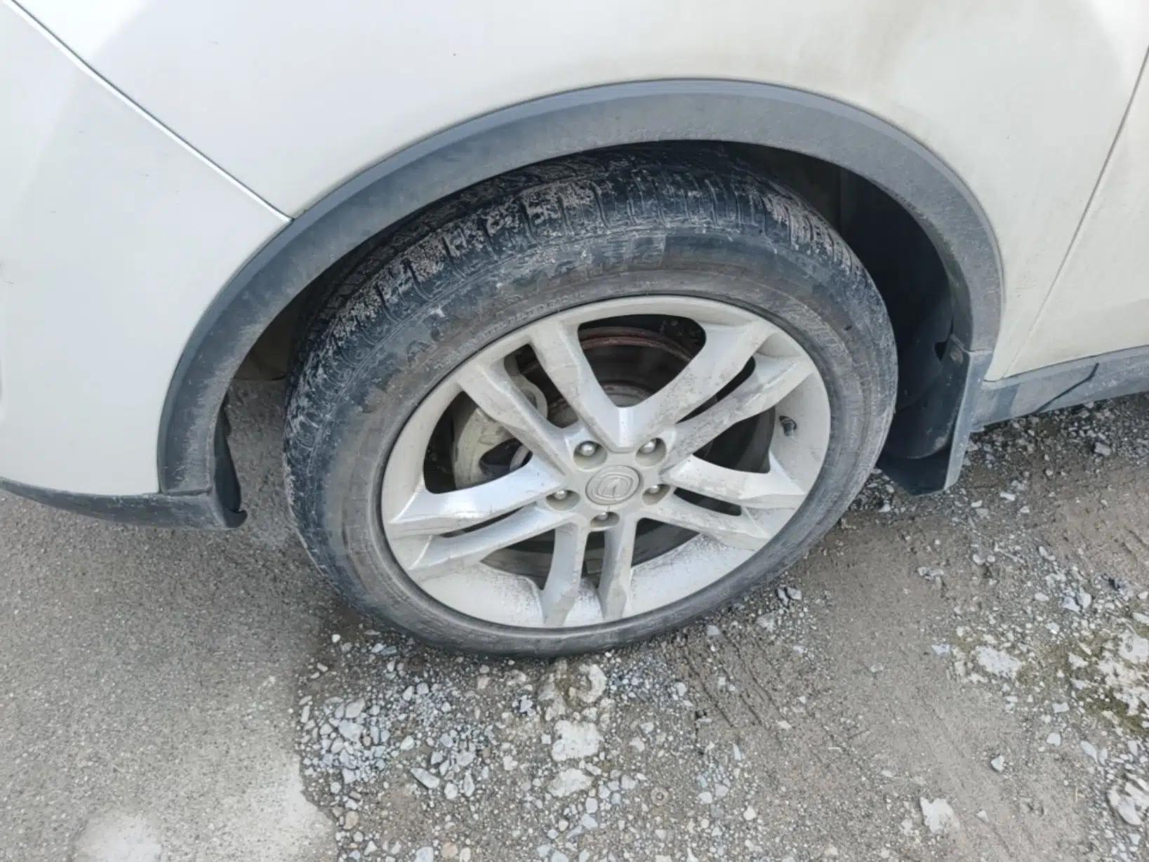 CHANGAN CS35 2014 1.6L Manual Luxury Model China IV Standard — миниатюра 10