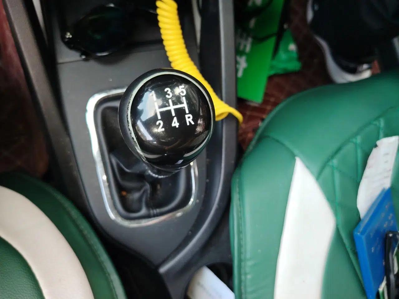 CHANGAN CS35 2016 1.6L Manual Luxury Model China IV — миниатюра 14