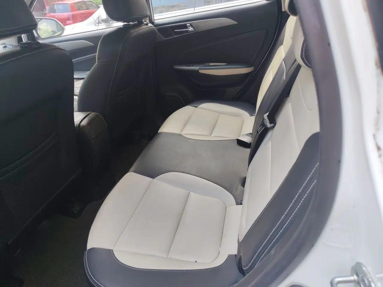 CHANGAN CS35 2017 1.6L Automatic Luxury Model — миниатюра 17