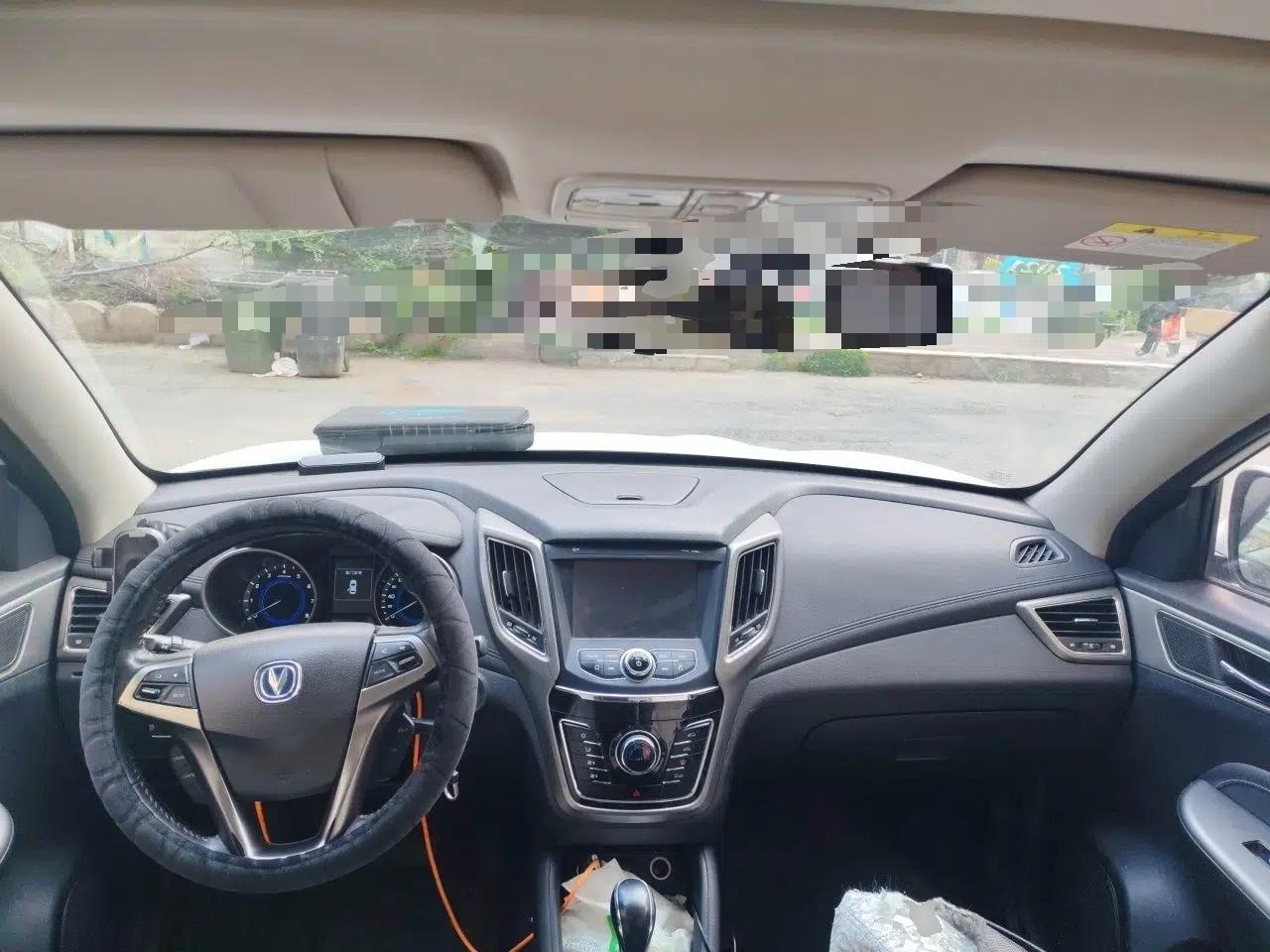 CHANGAN CS35 2017 1.6L Automatic Luxury Model — миниатюра 9