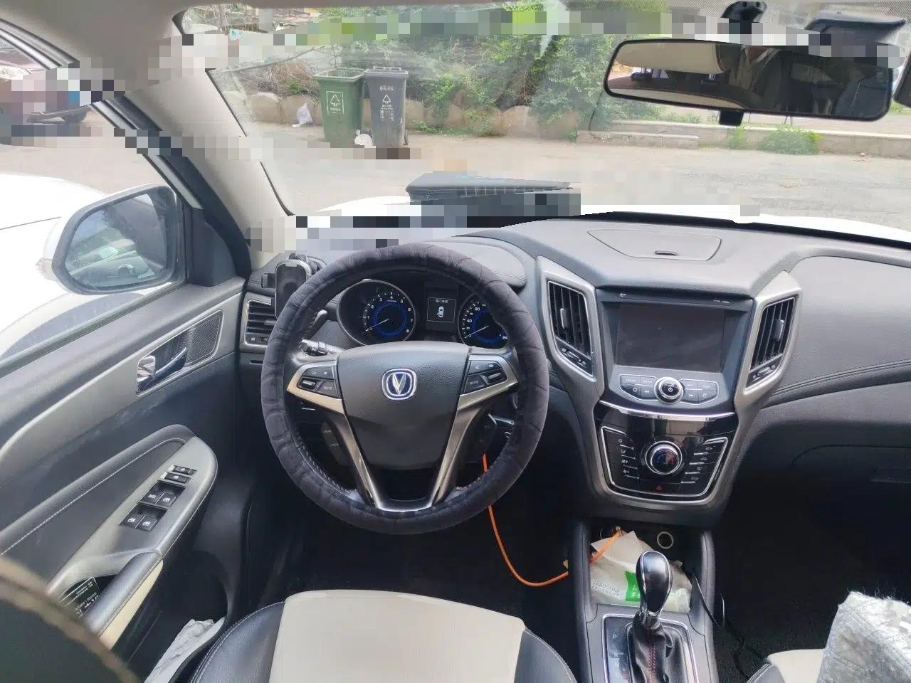 CHANGAN CS35 2017 1.6L Automatic Luxury Model — миниатюра 10