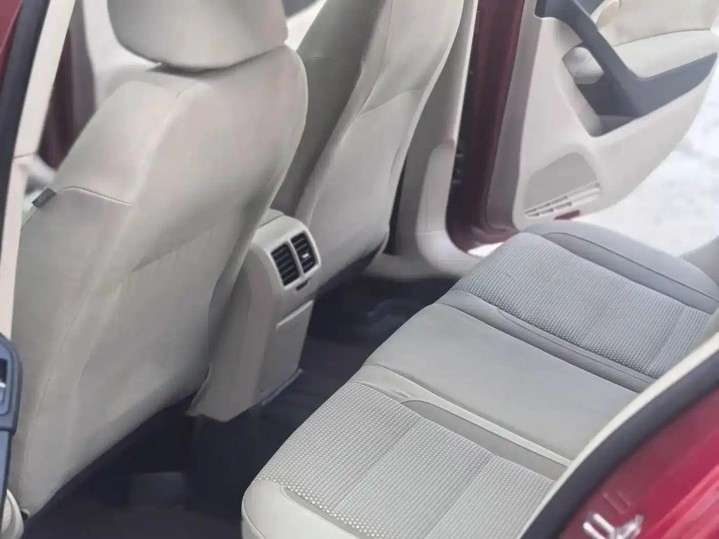 2011 Golf 1.6 Automatic Fashion Edition — миниатюра 12