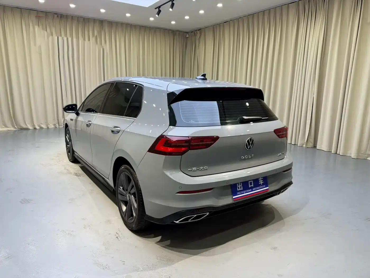 2023 Golf 280TSI DSG R-Line — миниатюра 4