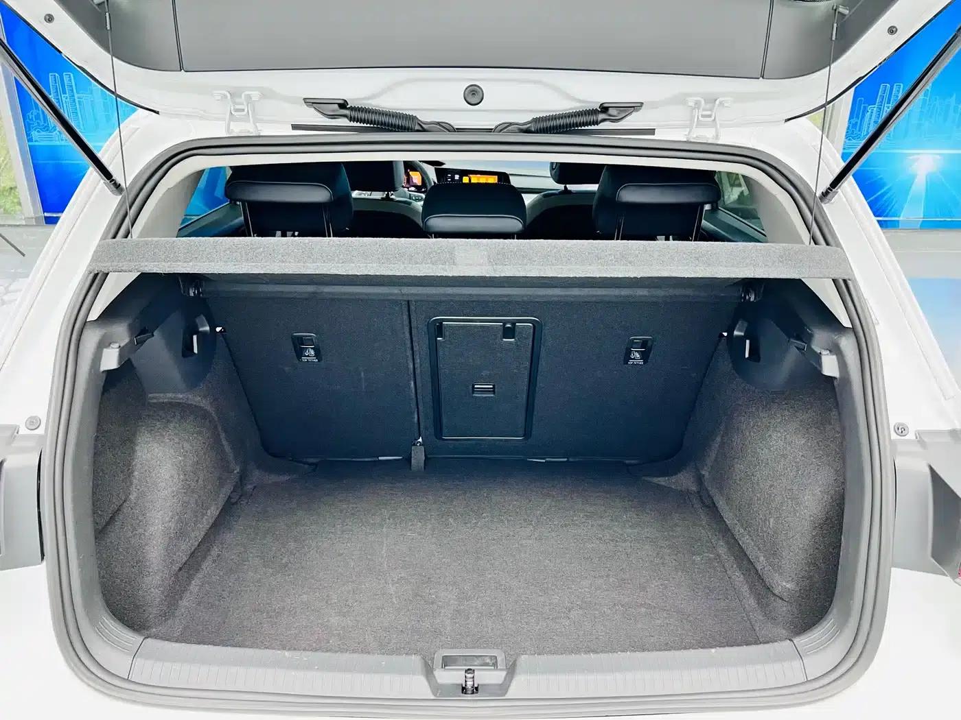 2023 Golf 280TSI DSG Pro — миниатюра 23