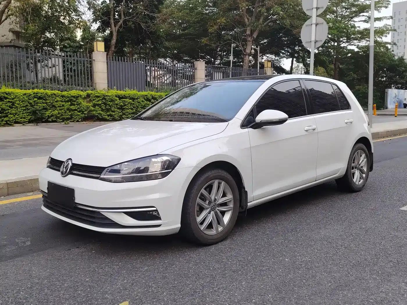 2018 Golf 230TSI Automatic Comfort — миниатюра 1