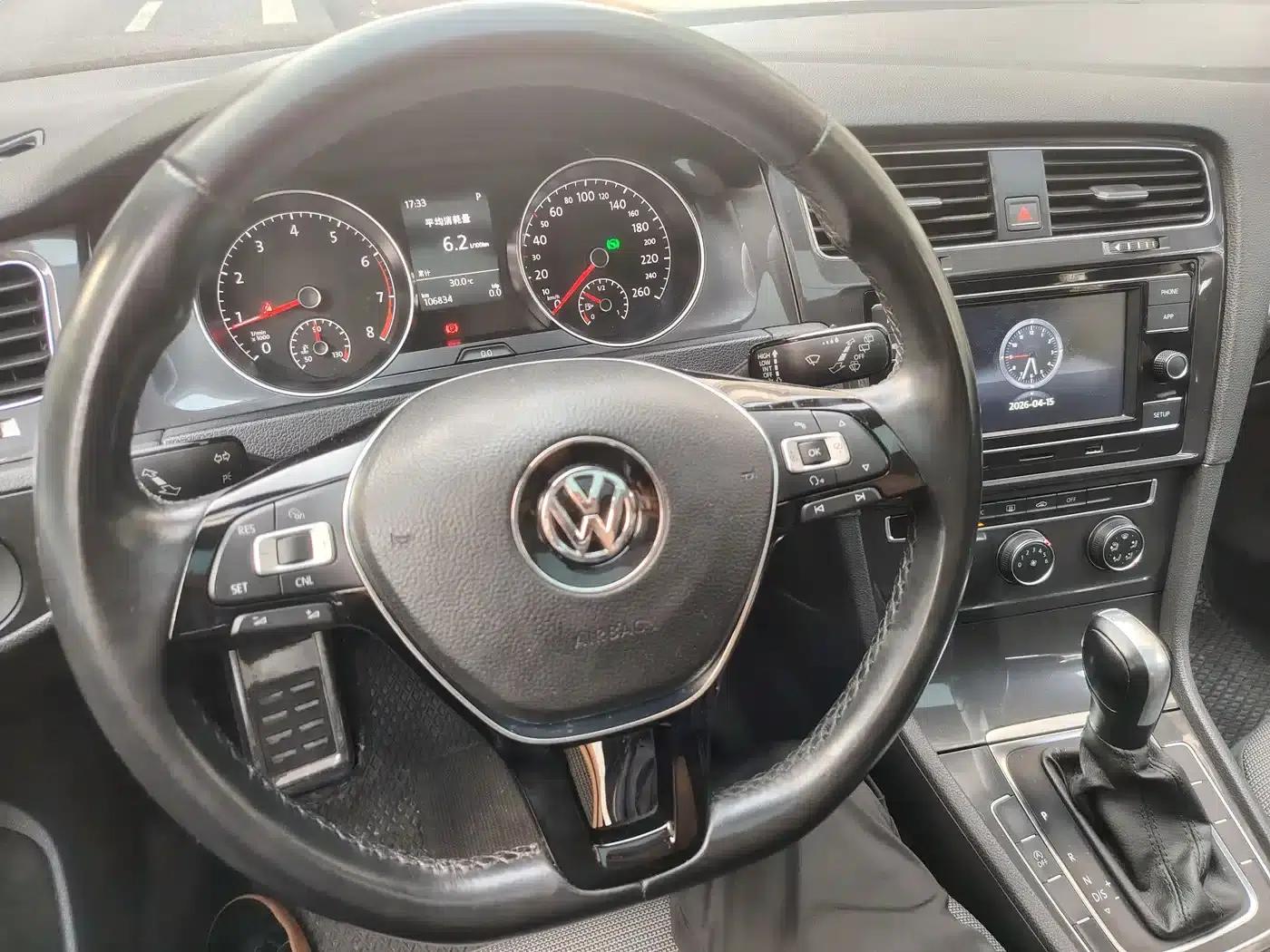 2018 Golf 230TSI Automatic Comfort — миниатюра 16