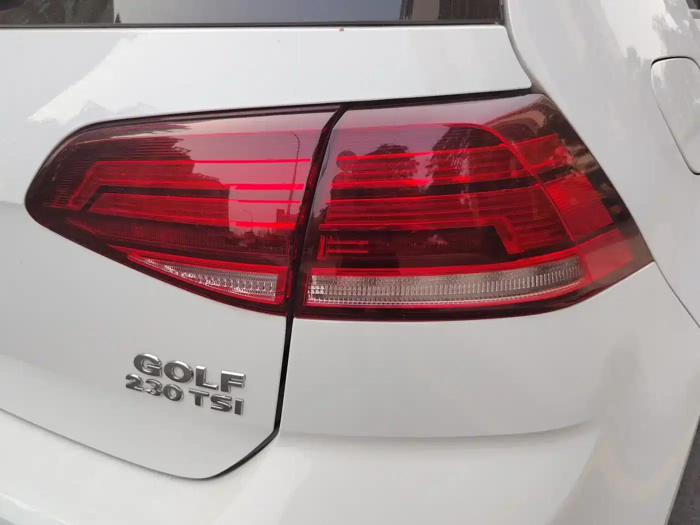 2018 Golf 230TSI Automatic Comfort — миниатюра 27