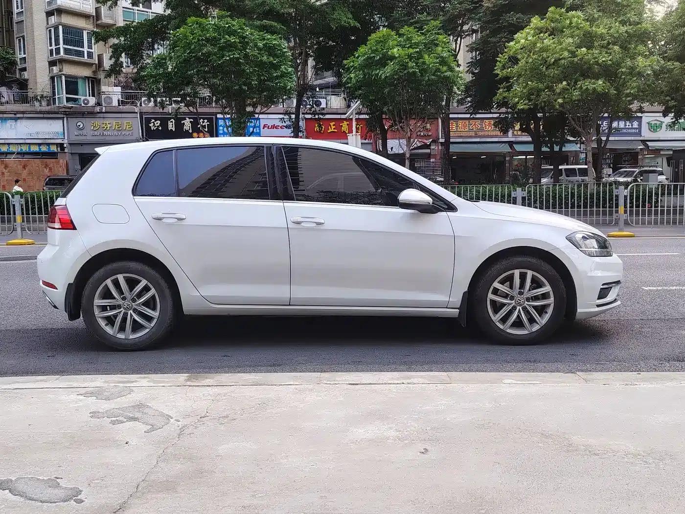 2018 Golf 230TSI Automatic Comfort — миниатюра 8