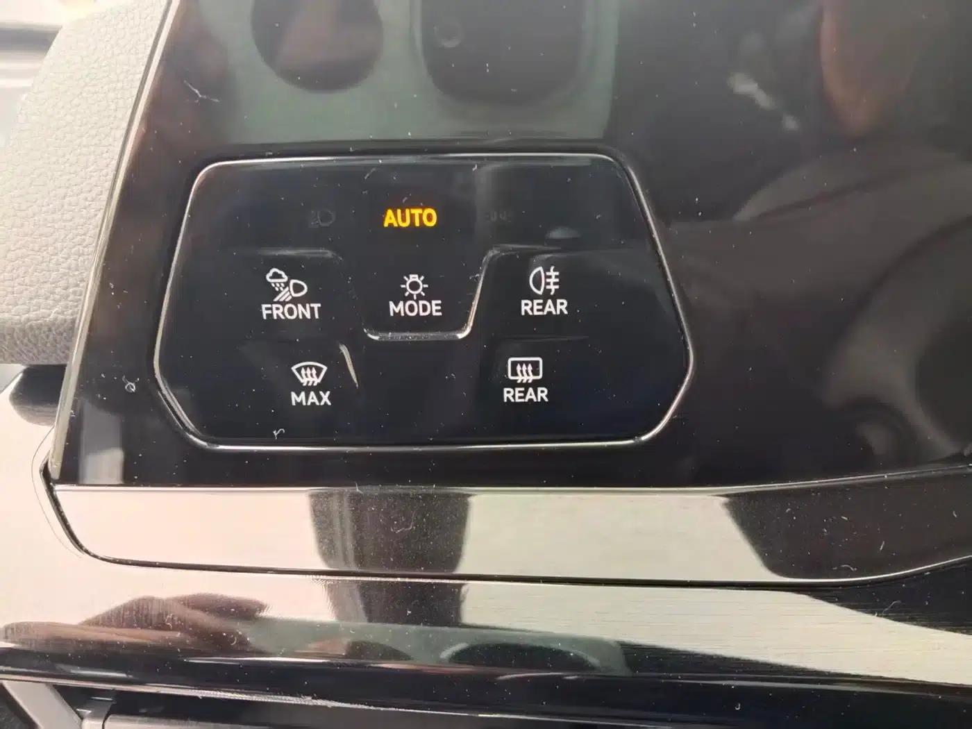 2023 Golf Facelift 280TSI DSG R-Line Lite — миниатюра 10