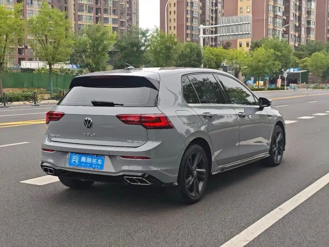 2023 Golf 280TSI DSG R-Line Lite — миниатюра 18