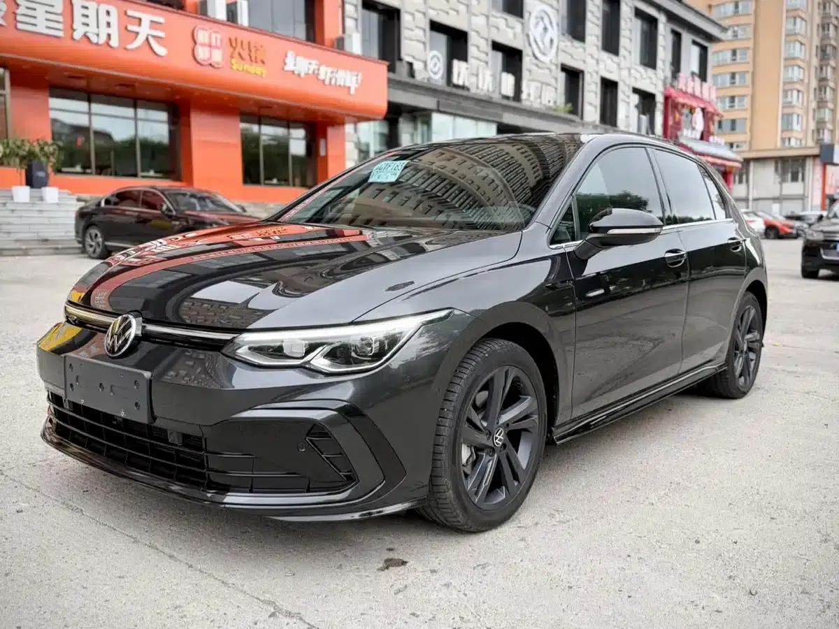 2023 Golf 280TSI DSG R-Line Lite — миниатюра 1